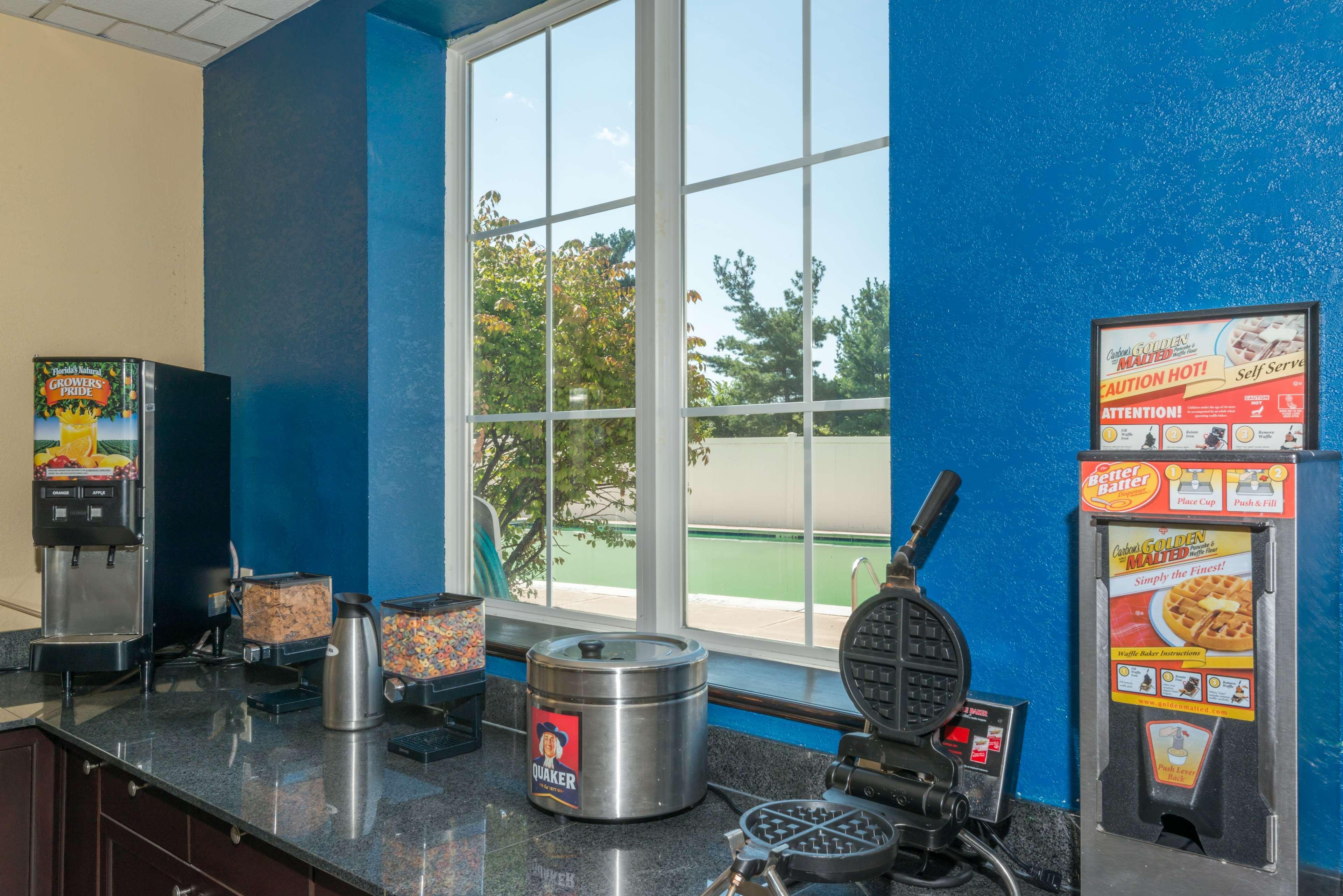 Comfort Inn & Suites Pottstown Eastern Gateway Extérieur photo