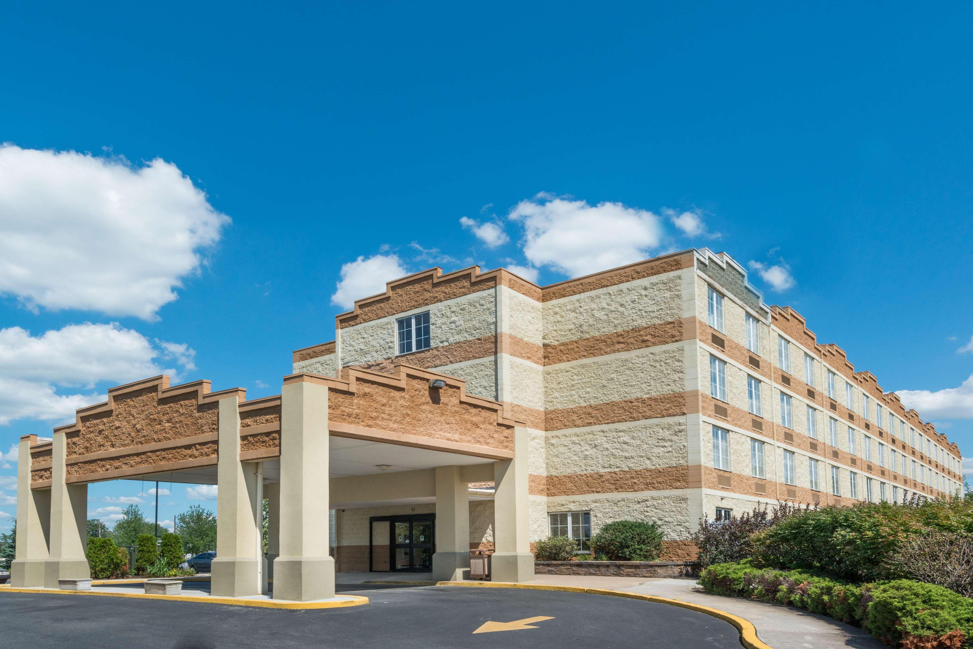 Comfort Inn & Suites Pottstown Eastern Gateway Extérieur photo