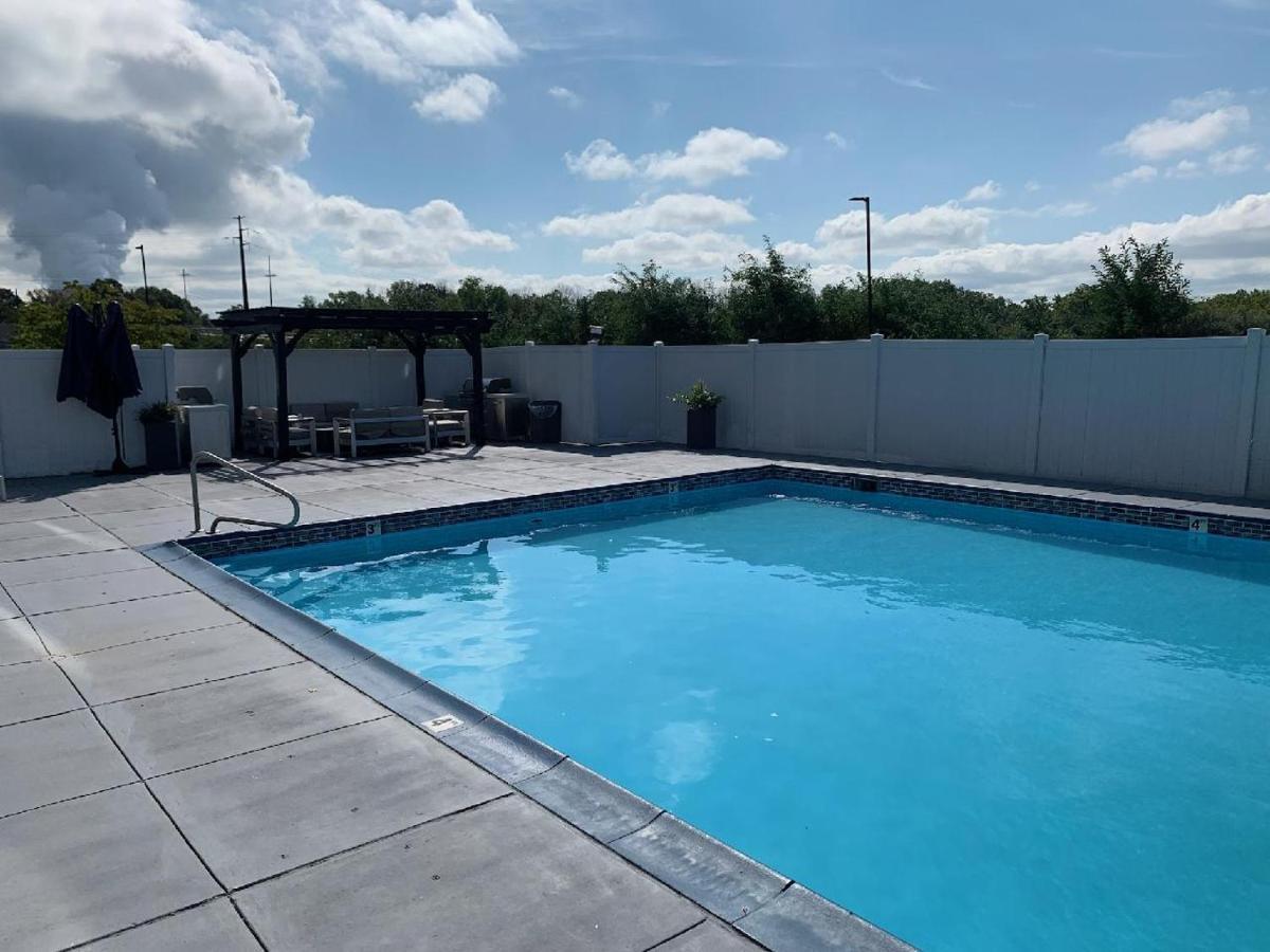 Comfort Inn & Suites Pottstown Eastern Gateway Extérieur photo